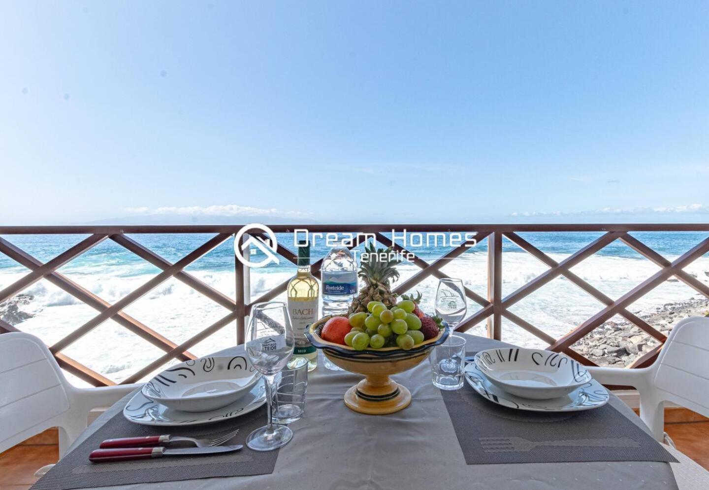 Oceanfront Neptuno Apt By Dream Homes Tenerife Puerto de Santiago  Dış mekan fotoğraf