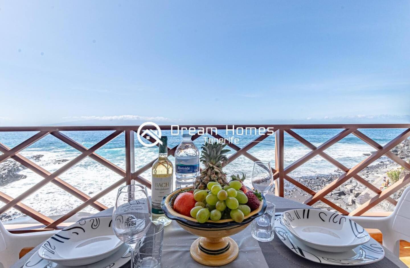Oceanfront Neptuno Apt By Dream Homes Tenerife Puerto de Santiago  Dış mekan fotoğraf