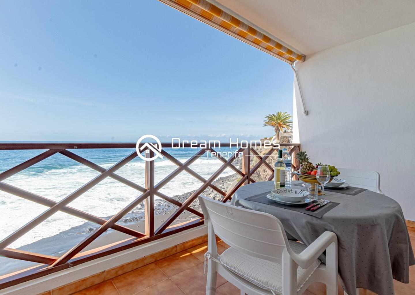 Oceanfront Neptuno Apt By Dream Homes Tenerife Puerto de Santiago  Dış mekan fotoğraf